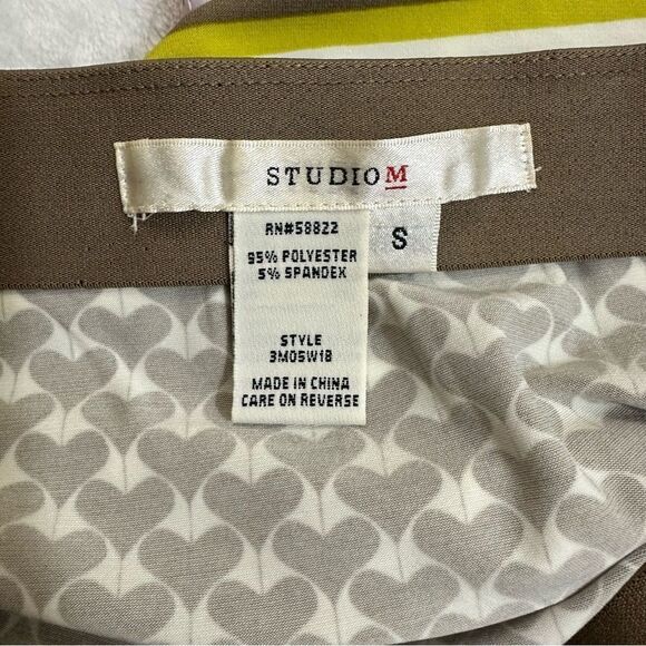 Studio M tan and white heart print skirt size S - Picture 3 of 6